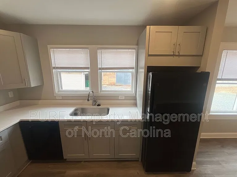 3355 E Ridge Rd — Photo 9