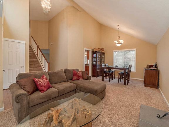 5th image of 1618 SE 158th Ave