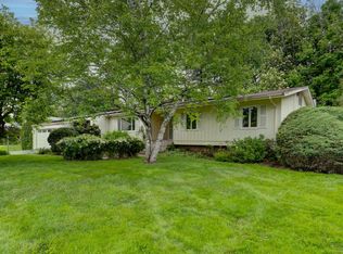 44 Bainton Rd, West Hartford, CT 06117