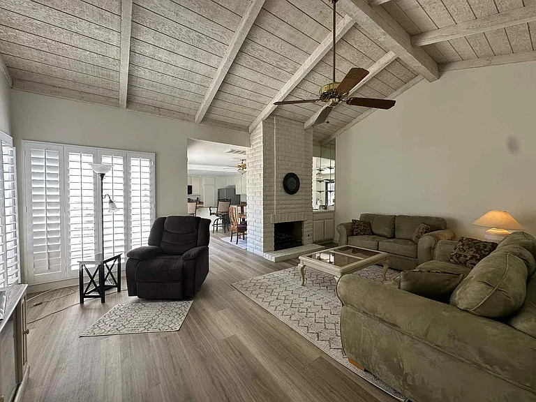 2350 E Miramonte Cir #E — Photo 12