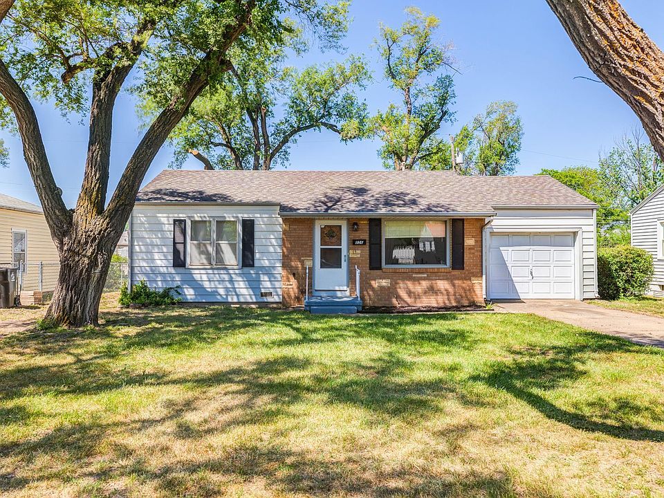 1st image of 856 Vassar Dr