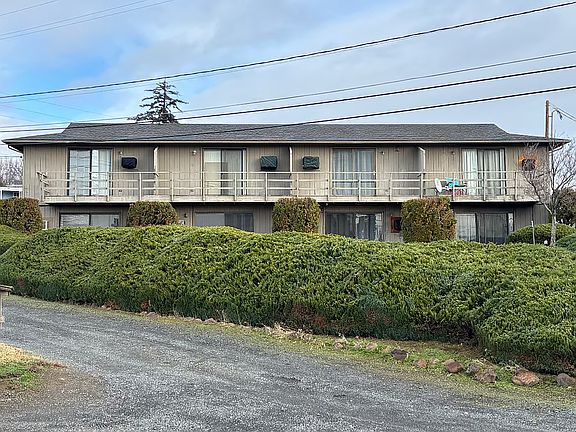 2nd image of 4013 Mountainview Ave APT A