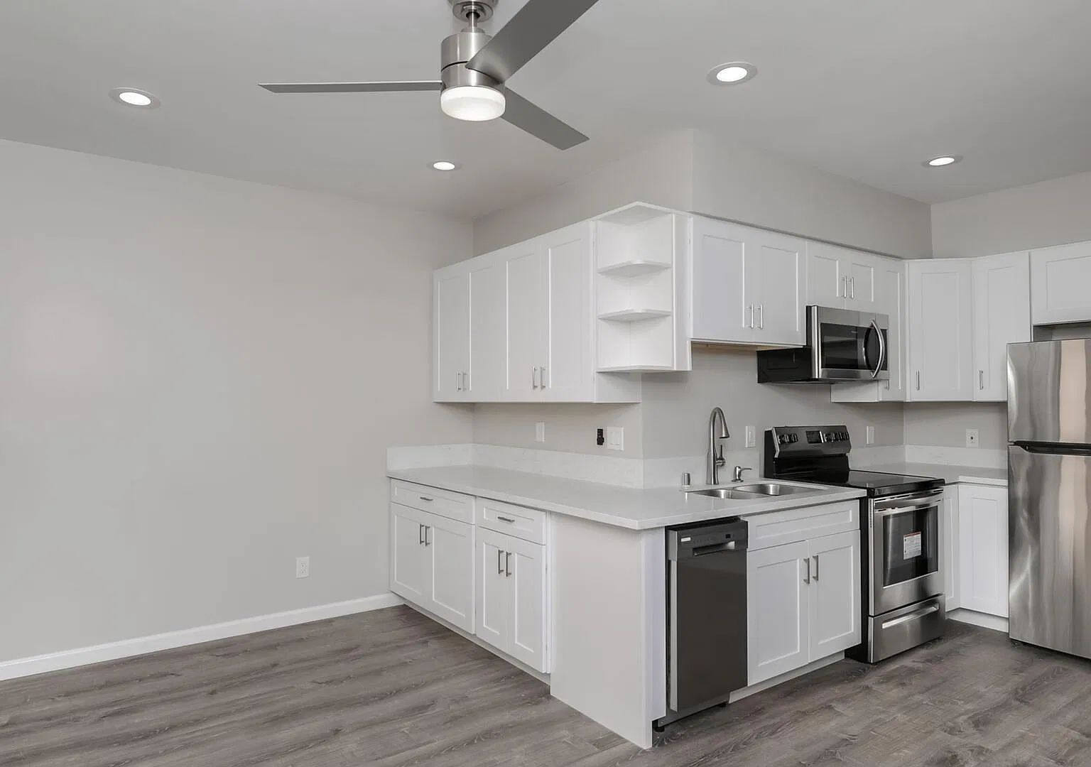 1 bed, 524 sqft, $2,200 — Photo 4