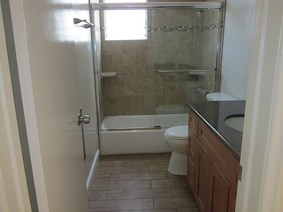 4th image of 2231 E 1st St APT 11