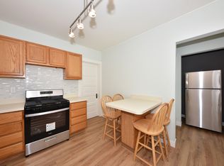 950 N 29th St FLOOR 1, Milwaukee, WI 53208