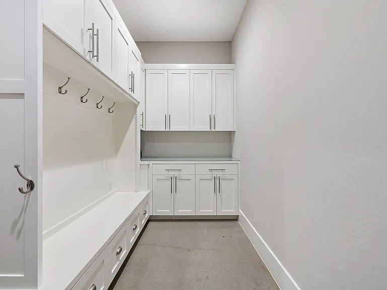3801 Peak Lookout Dr — Photo 36