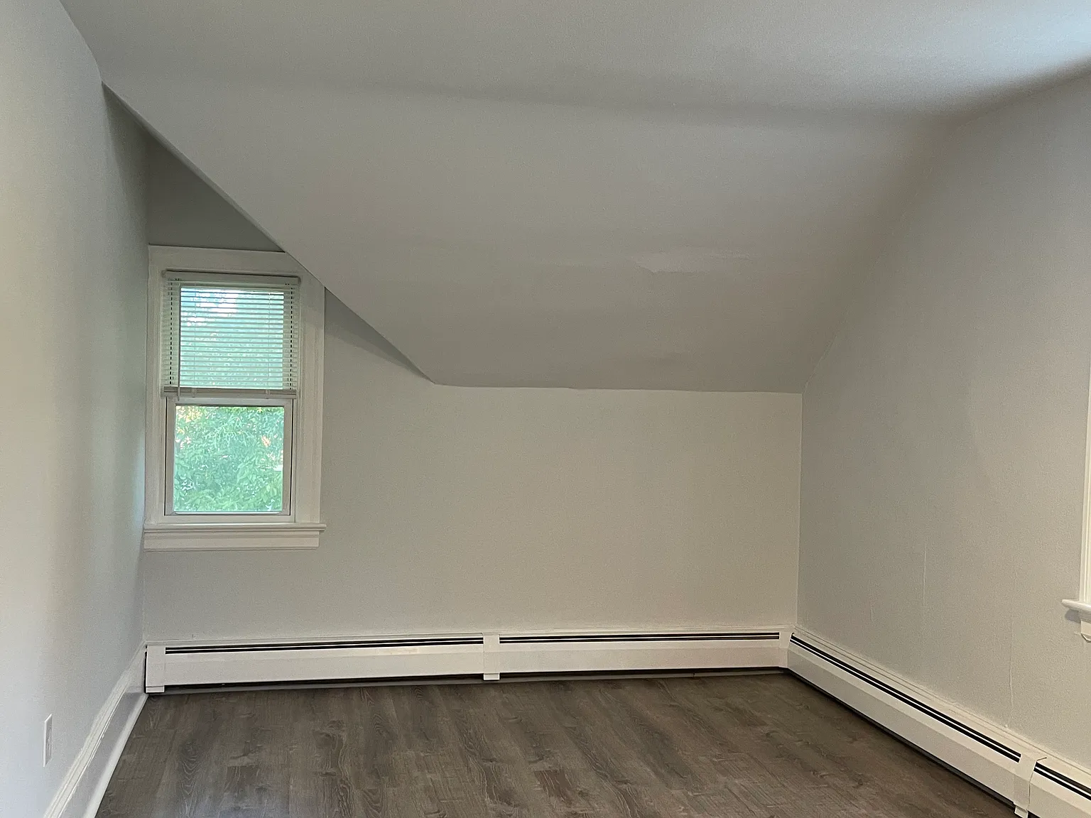 1 bed, 850 sqft, $1,500 — Photo 4