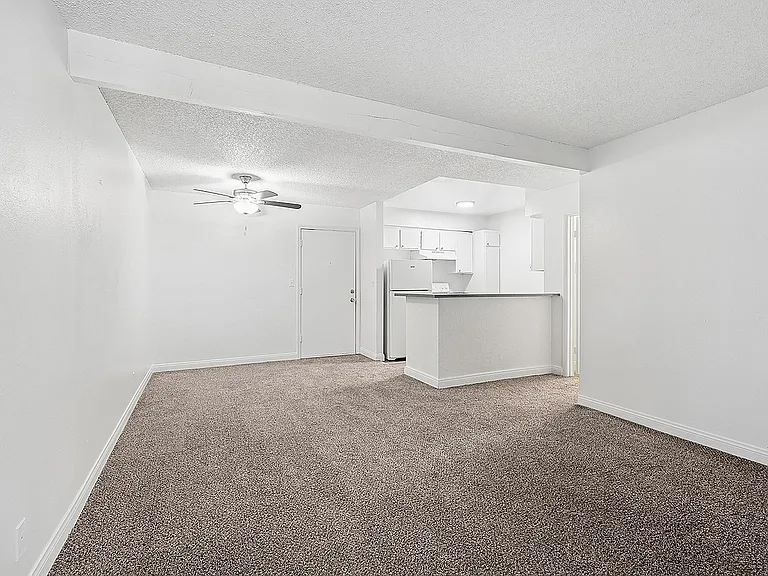 Pennwood Place — Photo 8