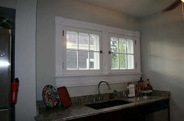 Clintonville Single Family House, 3BR with 2-car Detached Garage — Photo 4