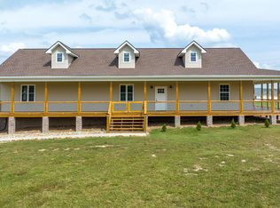 672 Deerwood Dr, Dandridge, TN 37725