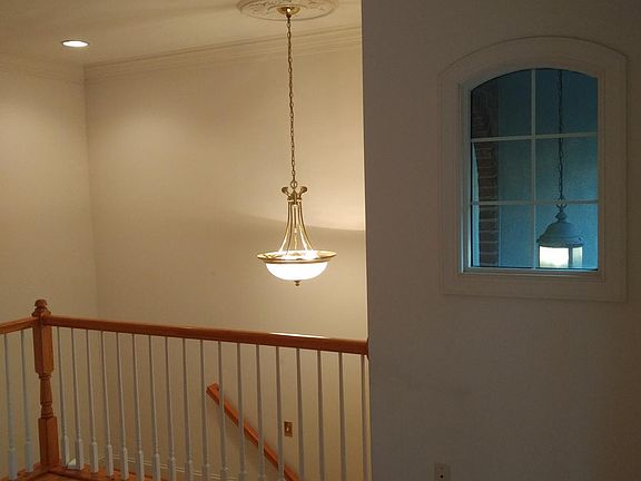 5th image of 3064 McKinnon Way