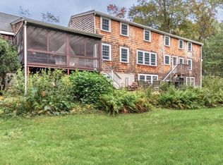 35 Sweetwater Ave, Bedford, MA 01730