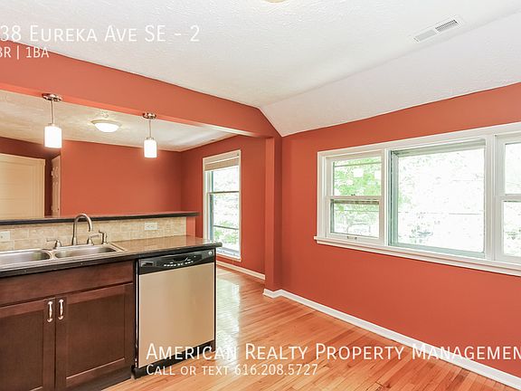 2nd image of 338 Eureka Ave SE #2