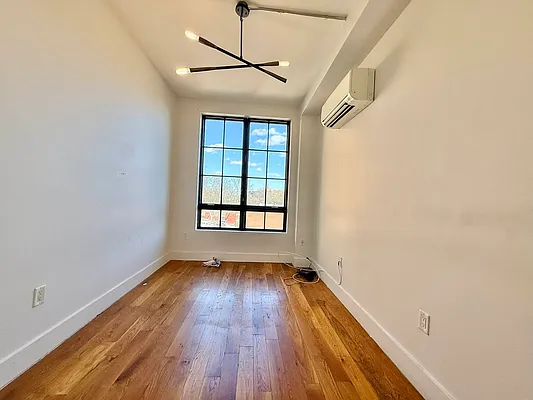 Rented by ERNY LLC | media 5