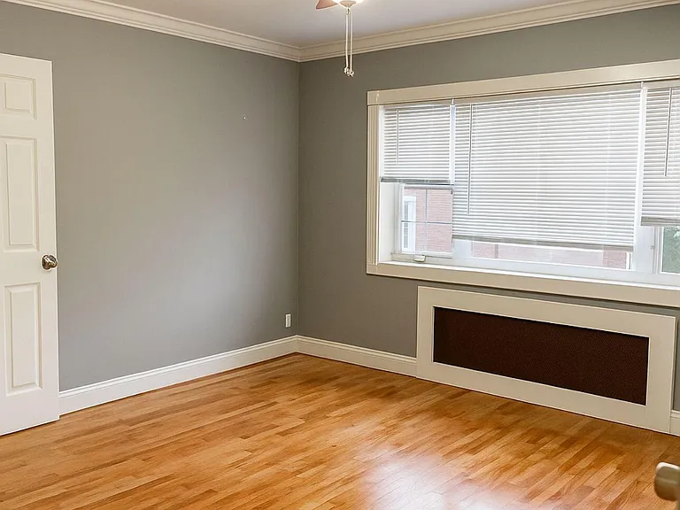 54 Ellington St #2L — Photo 1
