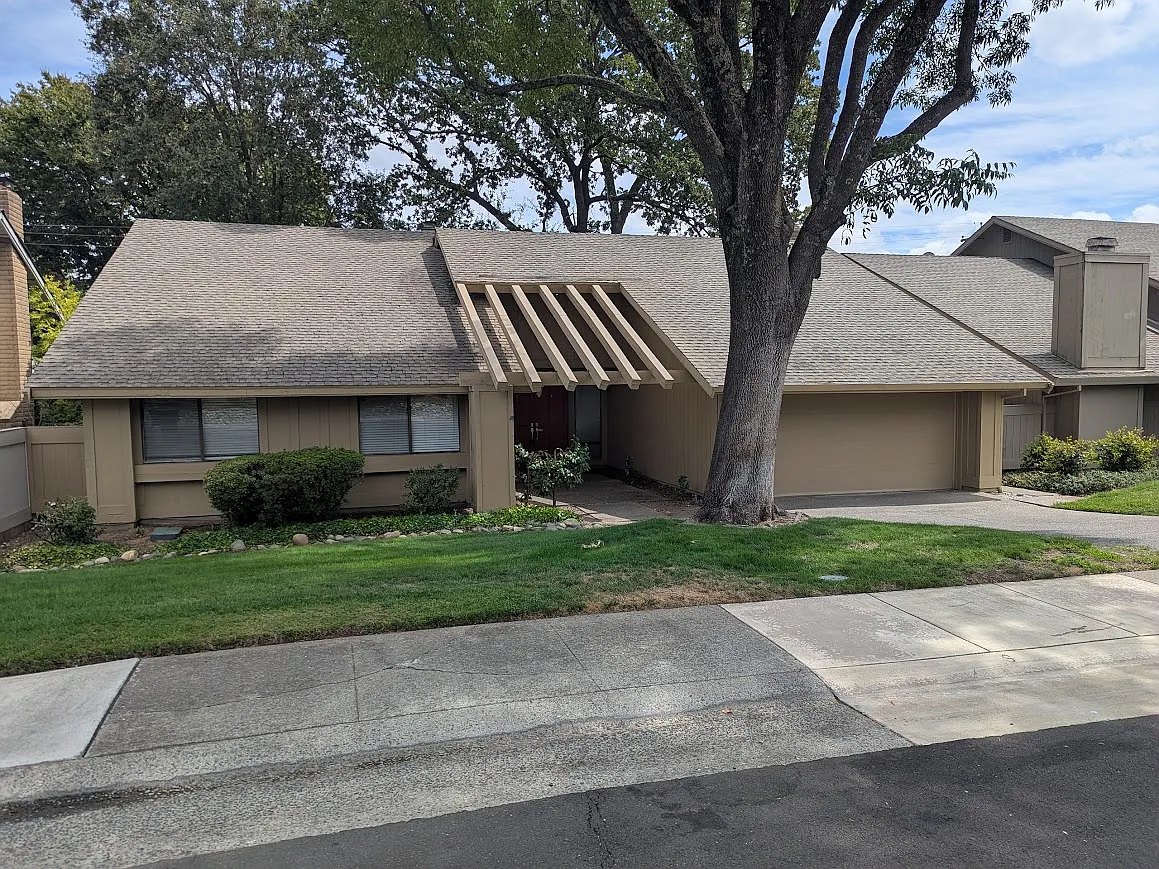3 bed, 1815 sqft, $2,800 — Photo 1