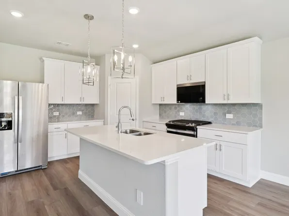 2713 Grand Teton Dr, Anna, TX 75409