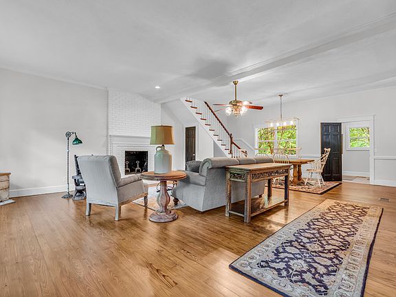 2nd image of 484 Southgate Dr