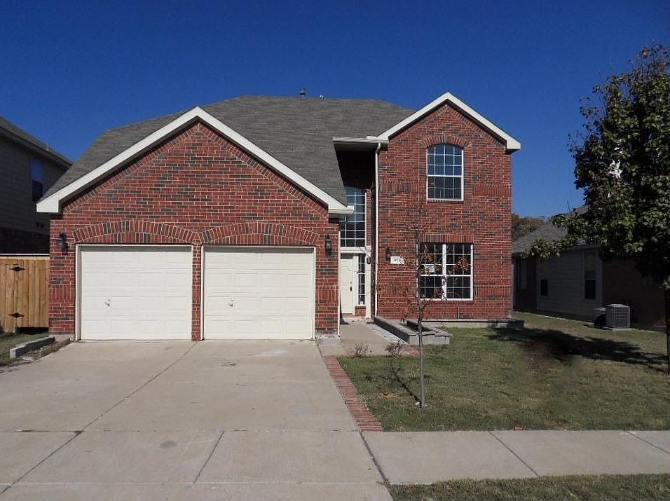 1st image of 909 Green Pond Dr