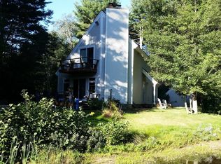 25 Indian Run Dr, Thompson, CT 06277