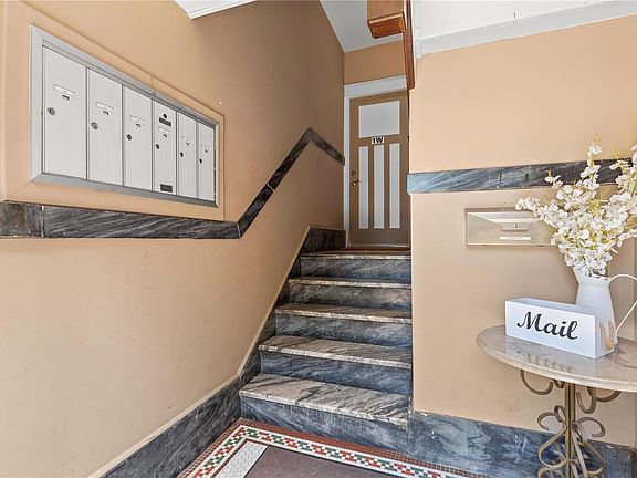 3rd image of 4317 Maryland Ave APT 2W