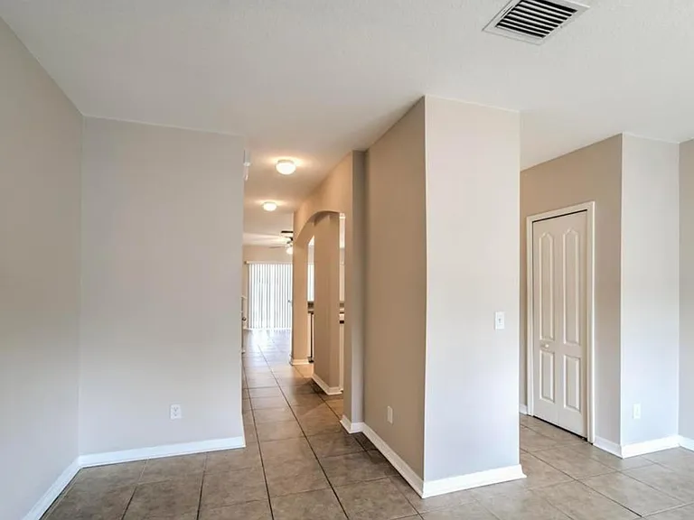 10704 Chesham Hill Ct — Photo 4