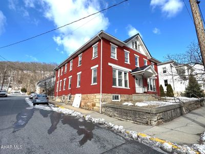 100 N Spring St, Everett, PA, 15537