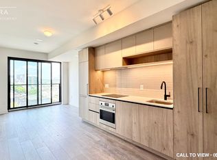 181 Sterling Rd #812, Toronto, ON M6R 2B2