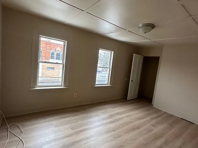 621 Joseph Ave — Photo 11