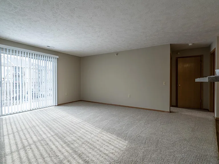 Eagle Run Apartments — Photo 54