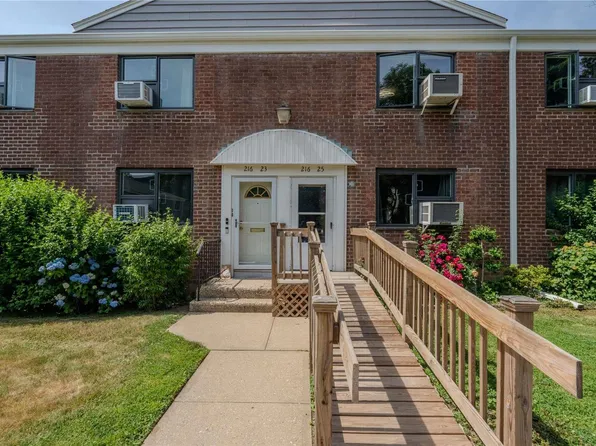 216-25 73rd Avenue 2nd FL, Bayside, NY 11364