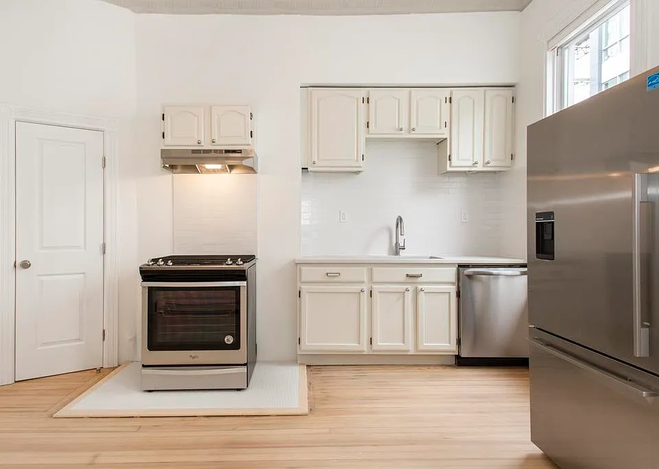 339 Ogden Ave