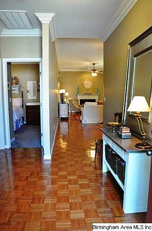 1st image of 1017 Castlemaine Dr