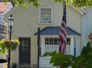 90 W Court St, Doylestown, PA 18901