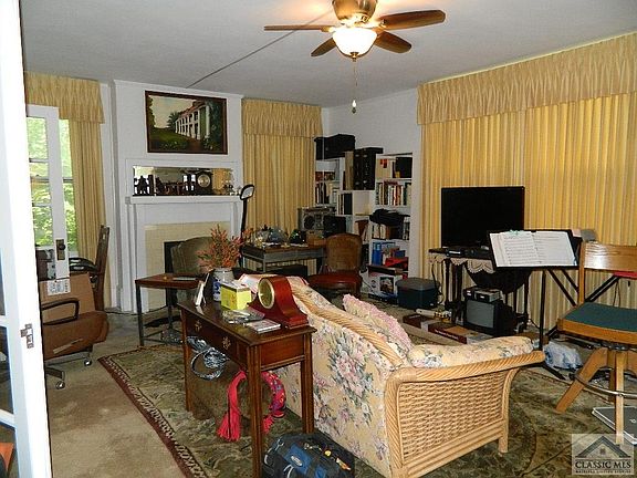 5th image of 130 Park Ave