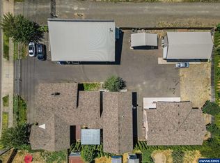 3795 Blossom Dr NE, Salem, OR 97305