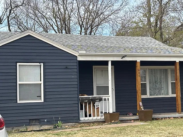 400 W Hollywood Dr