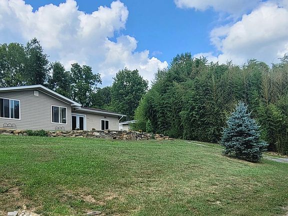 4th image of 33 Dillon Ln