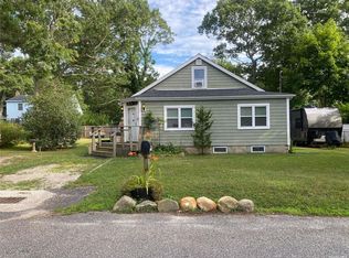 26 President Rd, Mastic Beach, NY 11951