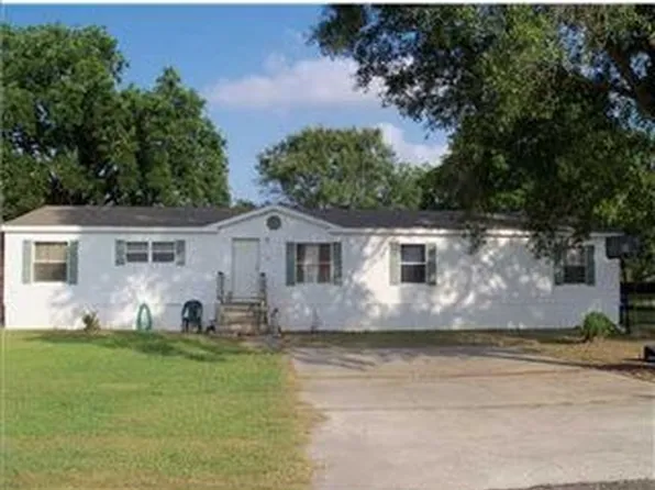 144 Sheridan St, Iowa, LA 70647