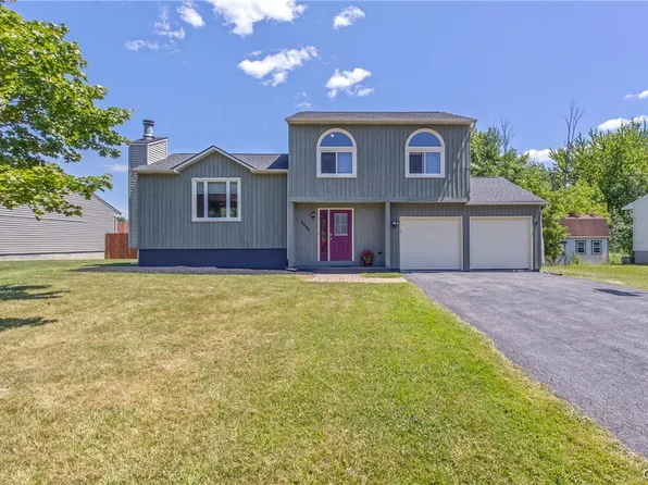 8536 Snowshoe Trl, Cicero, NY 13039
