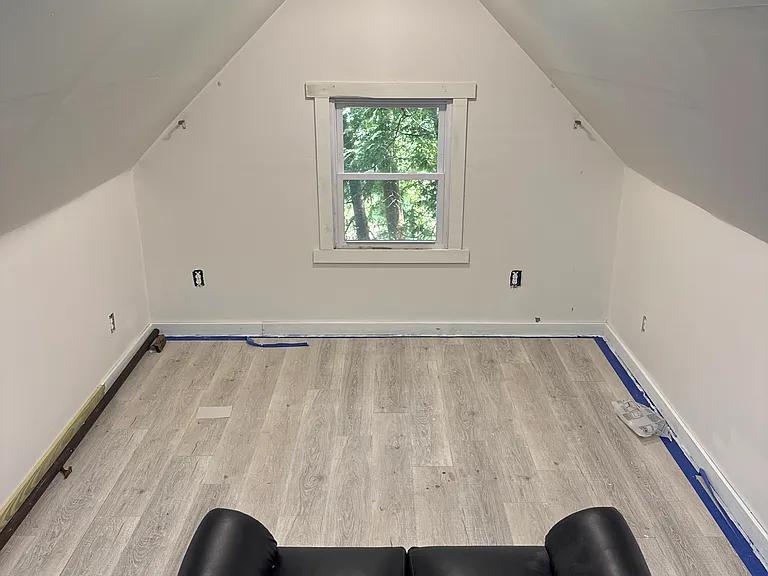 218 Pleasant Ave — Photo 20
