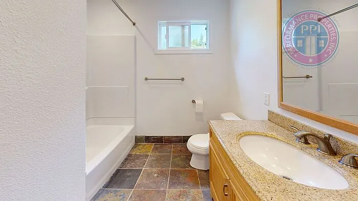 18230 Seaman Ave — Photo 14