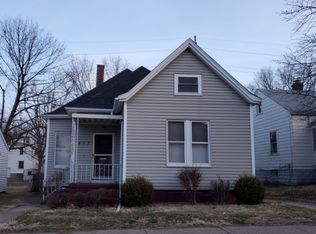 403 E Corrington Ave, Peoria, IL
