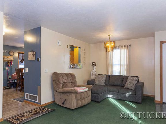 5th image of 1101 Cass Ave SE