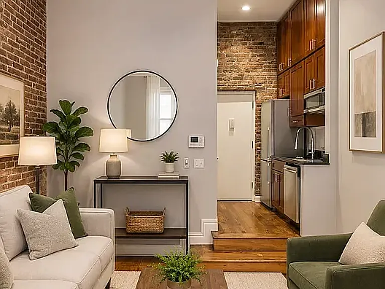 234 W 14th St #2B — Photo 1