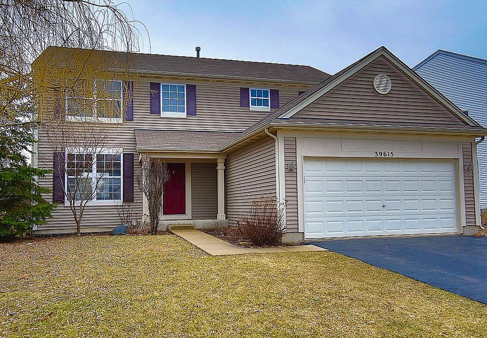 1st image of 39615 N Queensbury Ln