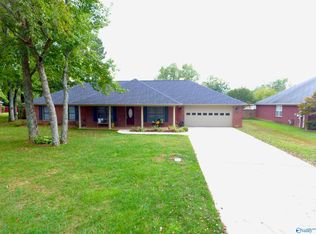 102 Ridgewood Dr, Madison, AL 35757