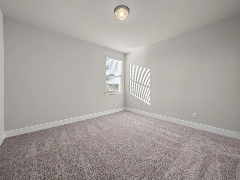 217 Pinnacle Ln — Photo 26