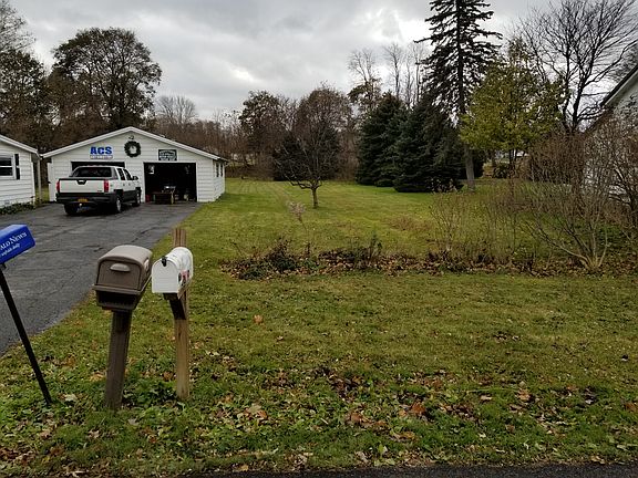 2nd image of 8400 Park Ave